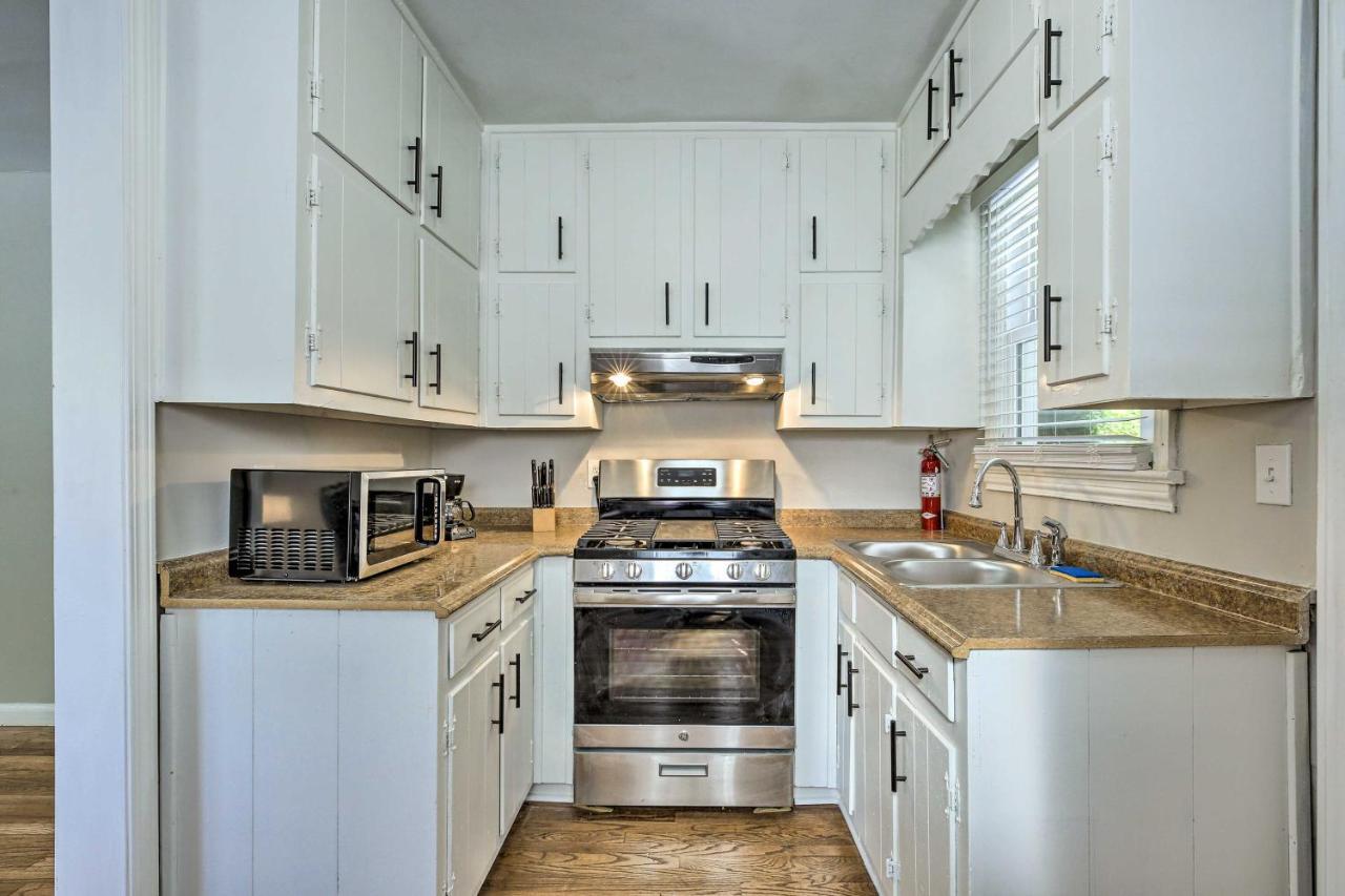 Family-friendly About 3 Mi To Downtown! Holiday home